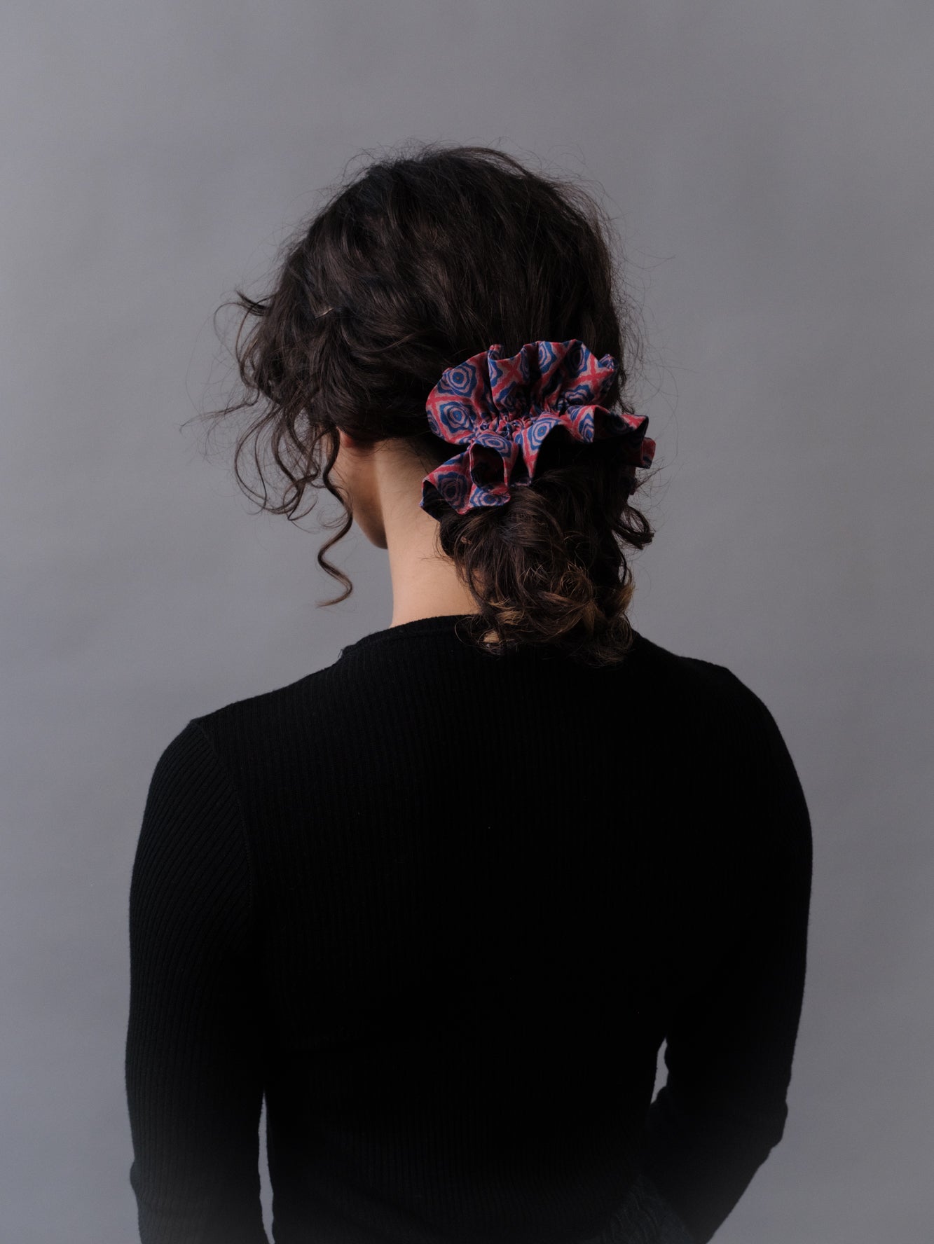 Ruffle Scrunchie in Solstice