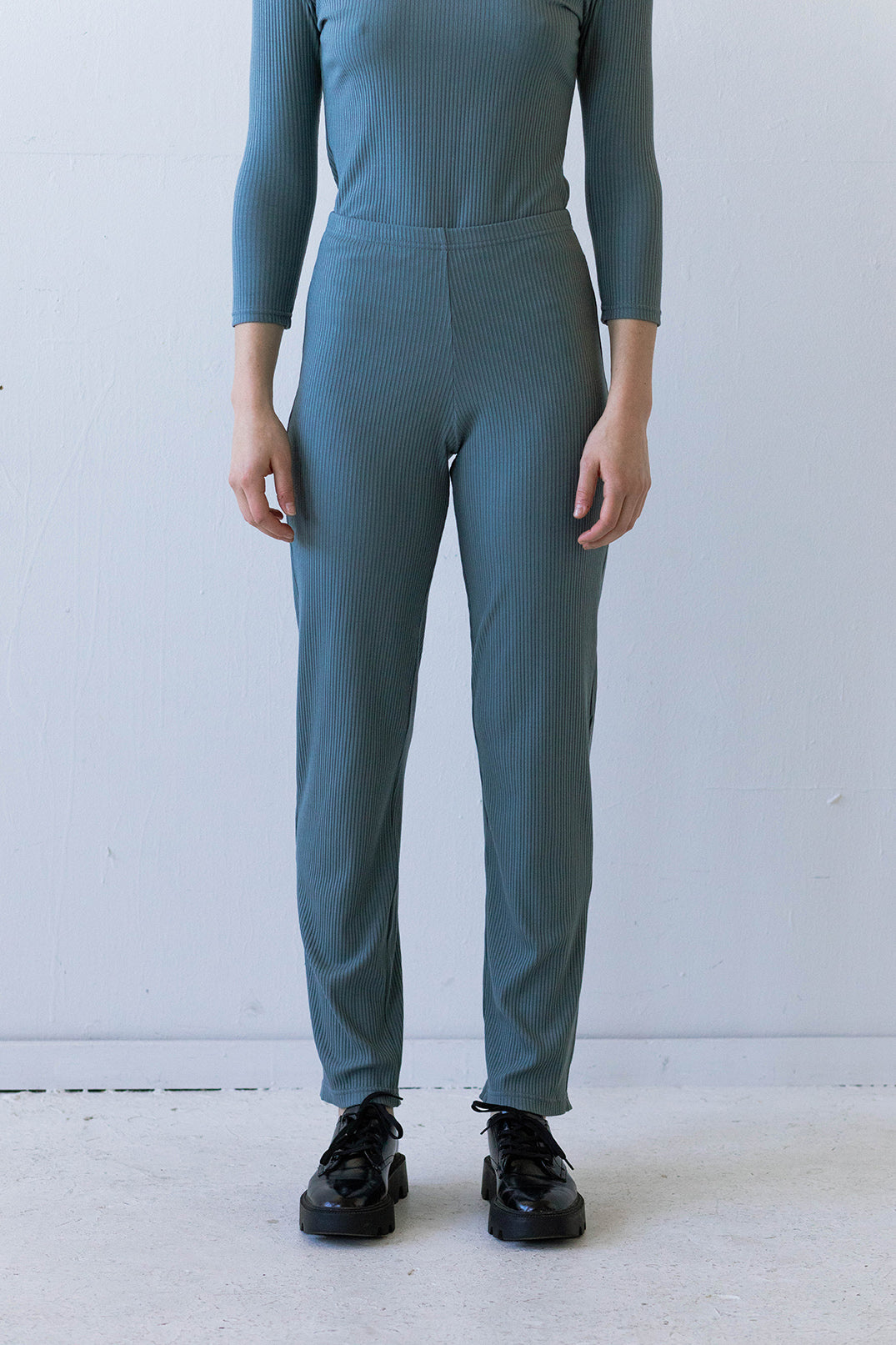 SAMPLE SALE - Elio Lounge Pant in Dusty Blue Rib Knit - SMALL/LONG